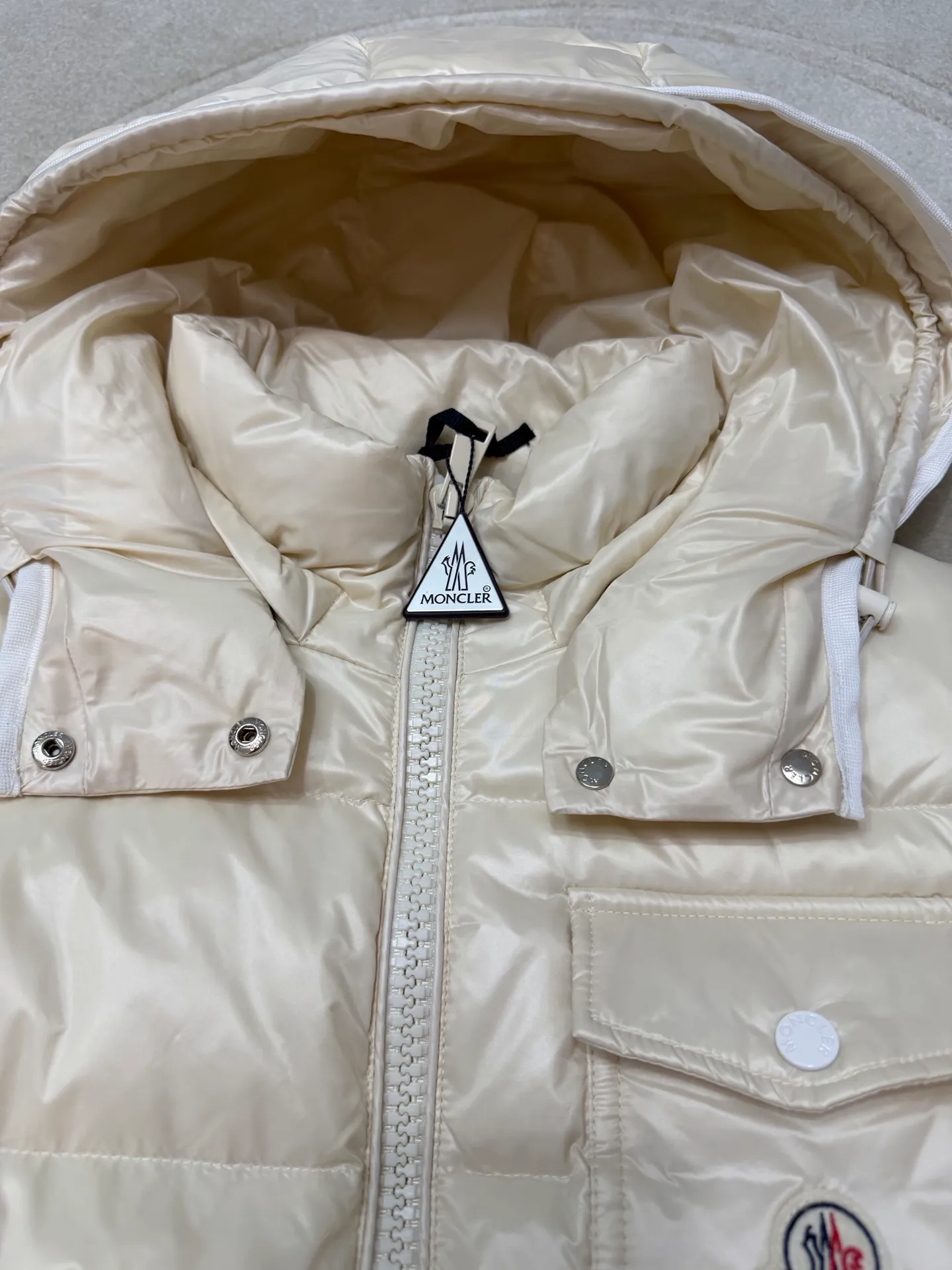 Moncler Andro ， ， 。 ， ， 1:1 ， ： / / Blue/Black Size：123